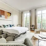 La Fleur Du Bosquet - Sumptuous- Eiffel Tower View